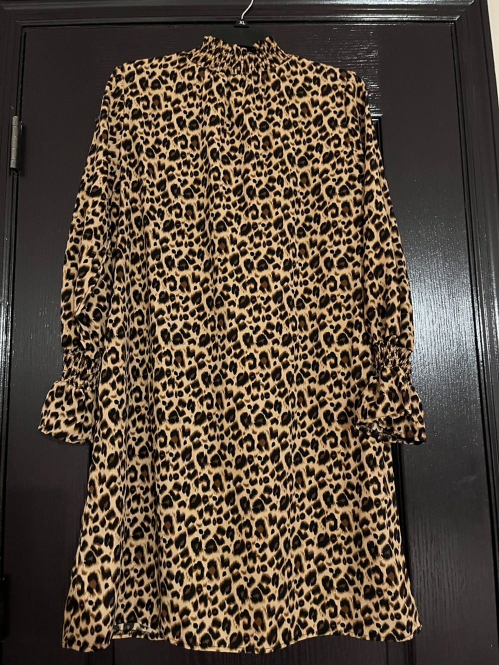 Leopard Print Long Sleeve Dress - Tan & Black